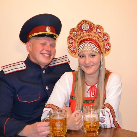 Gosciniec Borne Sulinowo - Byla Baza Wojskowa Hotel Екстериор снимка