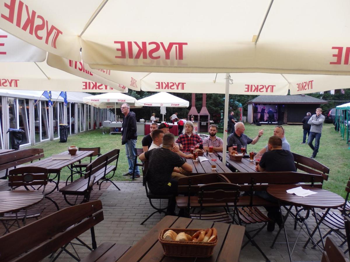 Gosciniec Borne Sulinowo - Byla Baza Wojskowa Hotel Екстериор снимка