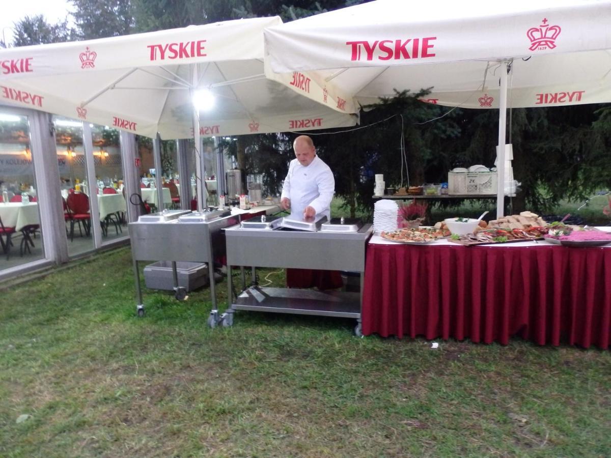Gosciniec Borne Sulinowo - Byla Baza Wojskowa Hotel Екстериор снимка