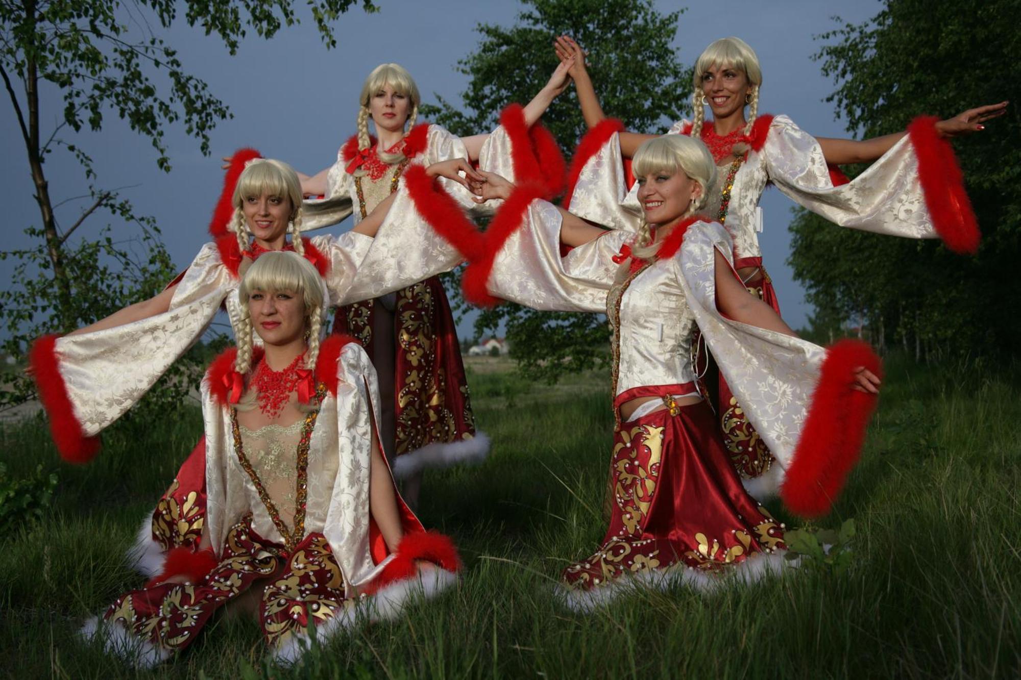 Gosciniec Borne Sulinowo - Byla Baza Wojskowa Hotel Екстериор снимка